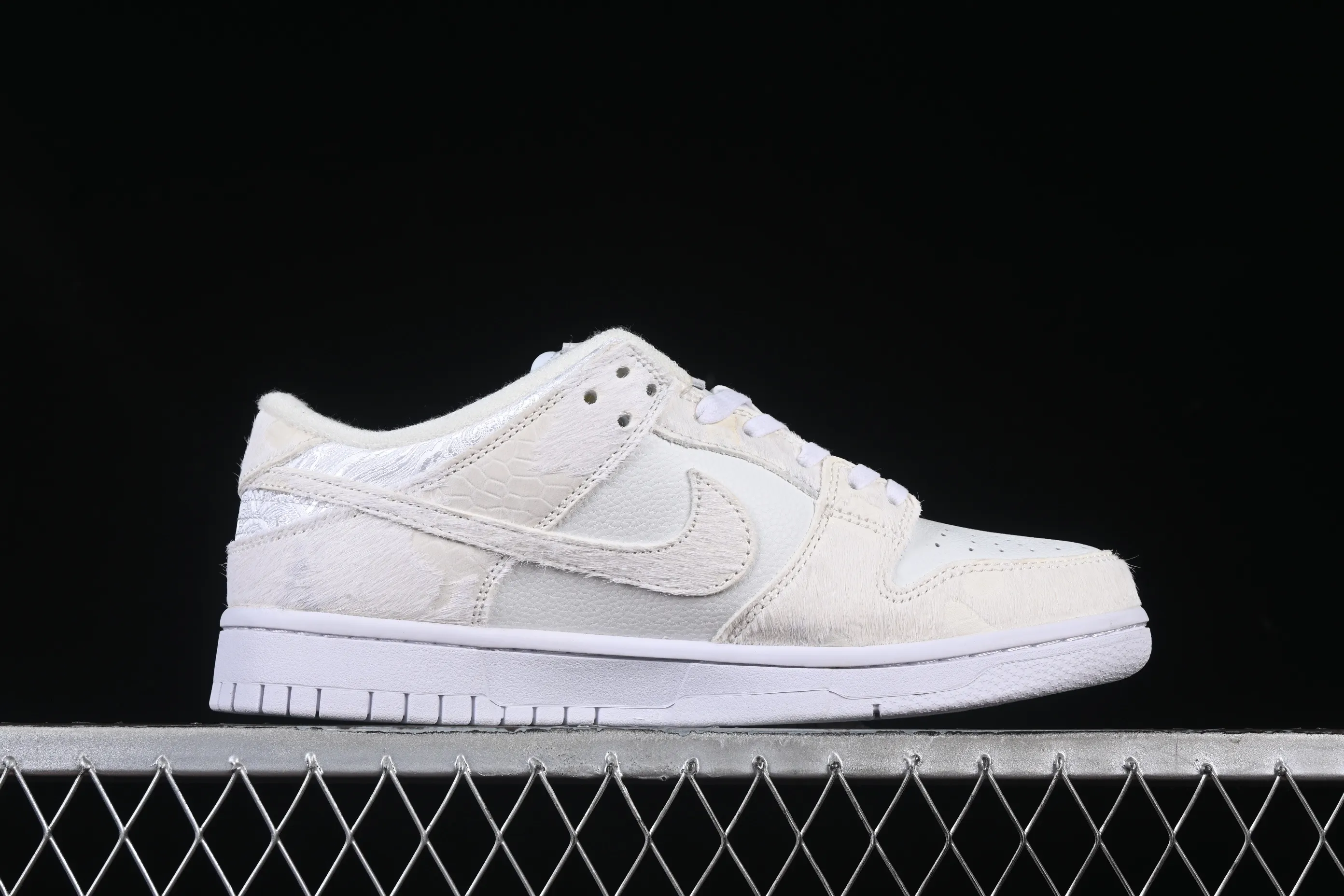 All categories Nk SB Dunk series Nk SB Dunk Low low-top sneakers Nk Dunk Low Year of the Dragon limited low-top casual sneakers DV0831-101